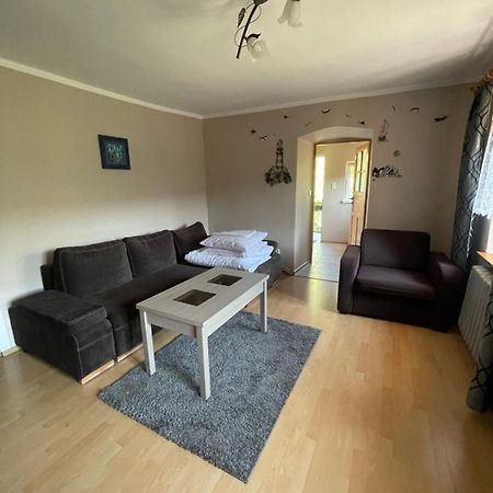 Appartamento Pod Piekielkiem Szczytna Esterno foto
