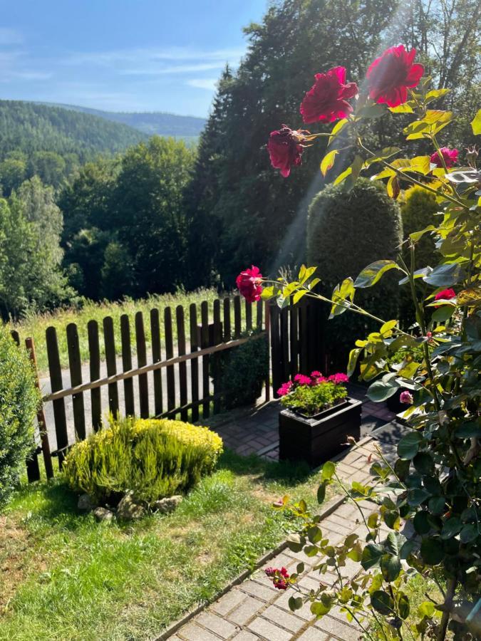 Appartamento Pod Piekielkiem Szczytna Esterno foto